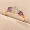 Gros plan sur la fluorite verte facettée de la bague mini Intuition x Lina