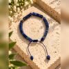 Bracelet AZULÉA CUBE en lapis-lazuli avec nœud coulissant bleu marine