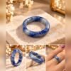Bague AZUR en sodalite : vue principale et trois détails, dont la bague portée
