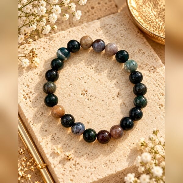 bracelet-sylva-agate-indienne-3 Bracelet SYLVA en agate indienne naturelle près d’une coupelle et de gypsophile